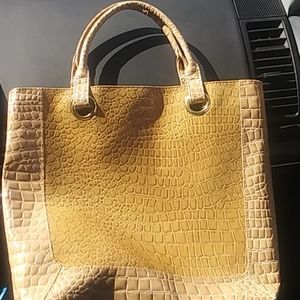 Hand bag
